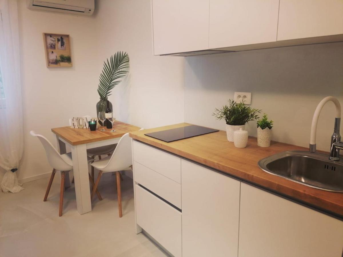 Apartmani Zoric Vodice Szoba fotó