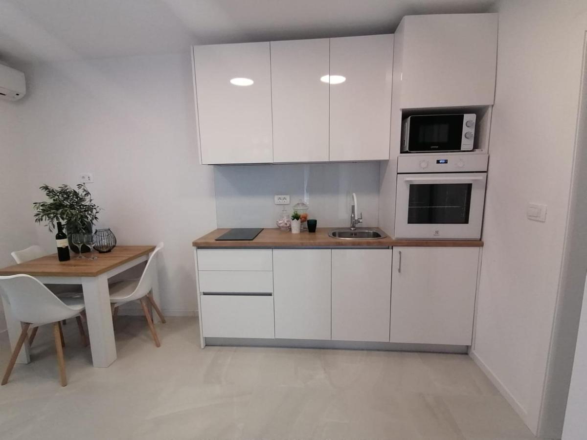 Apartmani Zoric Vodice Szoba fotó