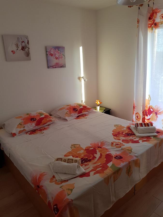 Apartmani Zoric Vodice Kültér fotó
