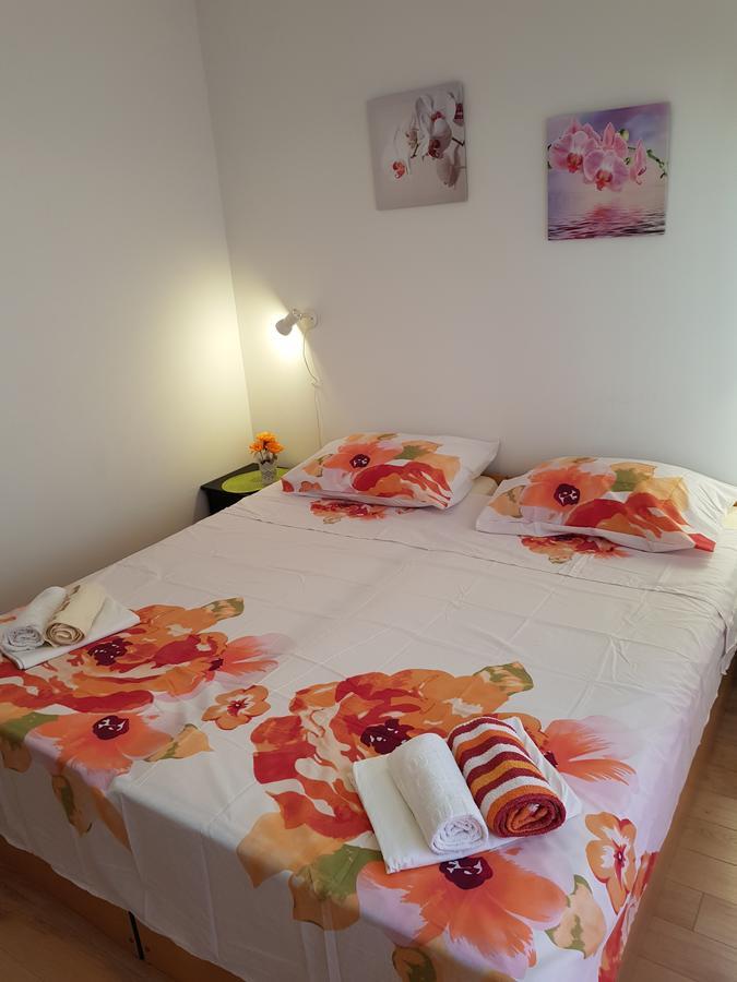 Apartmani Zoric Vodice Kültér fotó