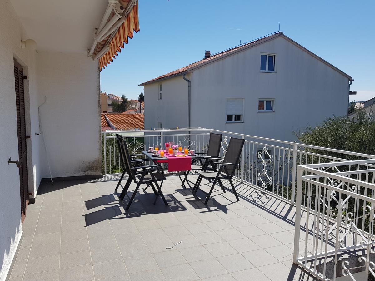Apartmani Zoric Vodice Kültér fotó